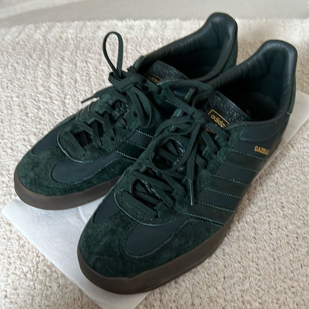 ADIDAS Gazelle Indoor Sneaker Suede woman’s 10-10.5